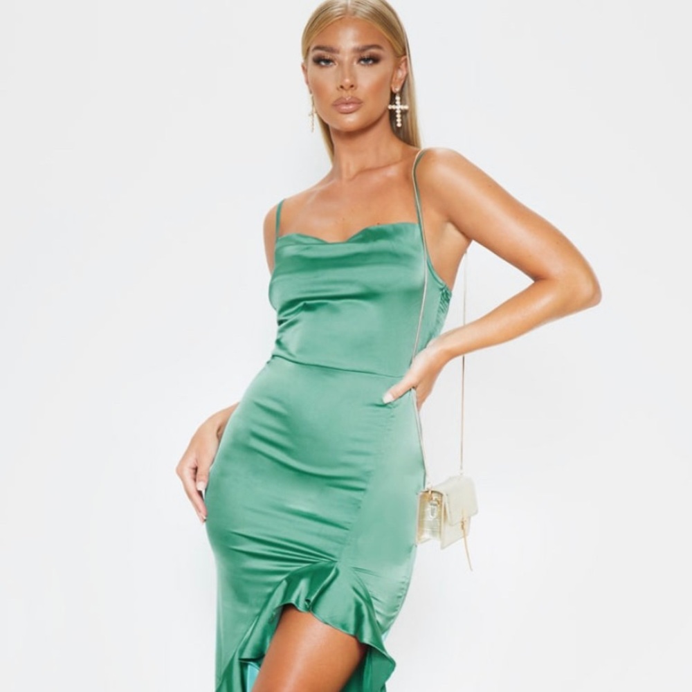 Brand new never worn beautiful emerald green gown